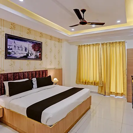 Hotel Caves Plaza Inn Near Delhi Airport